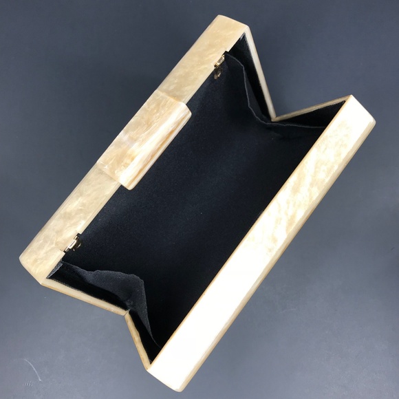 Acrylic Party Box in Natural - Picture 5 of 8